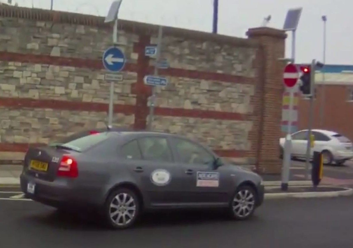 Private Hire Vehicles in Bus Lanes