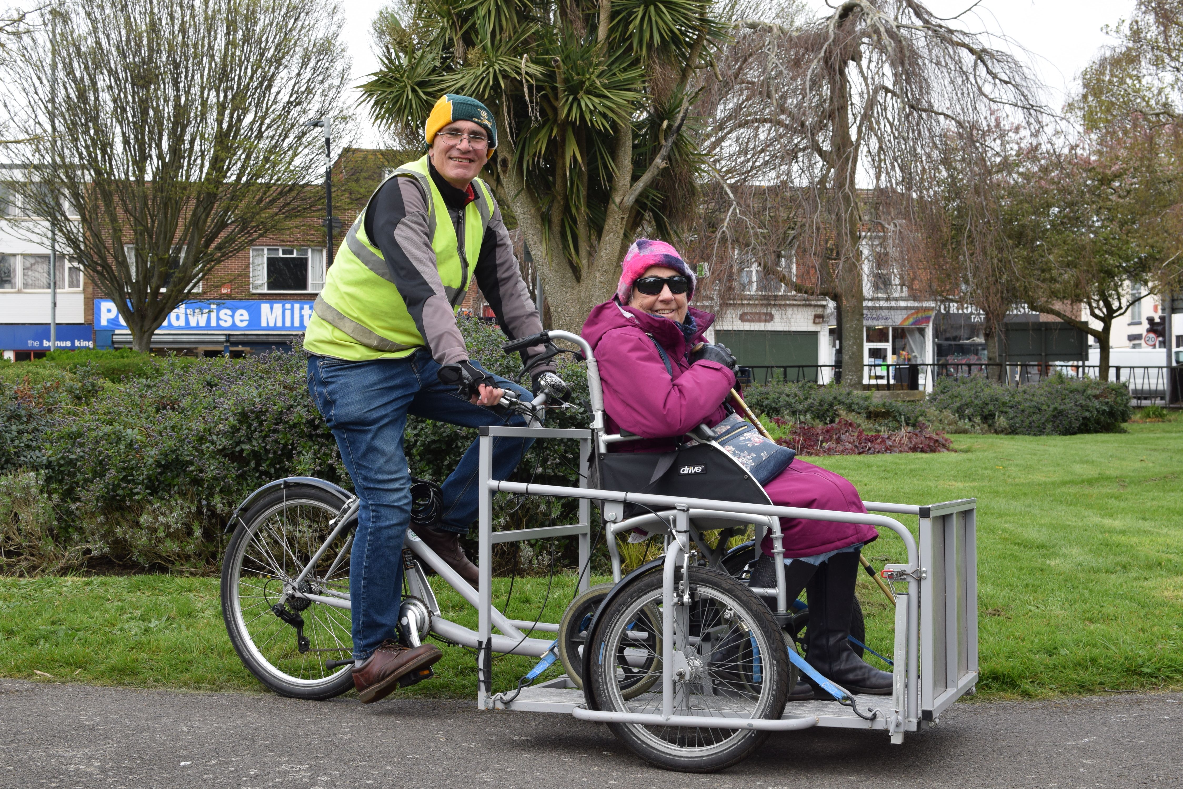 #WeRidePortsmouth - Roger & Stella